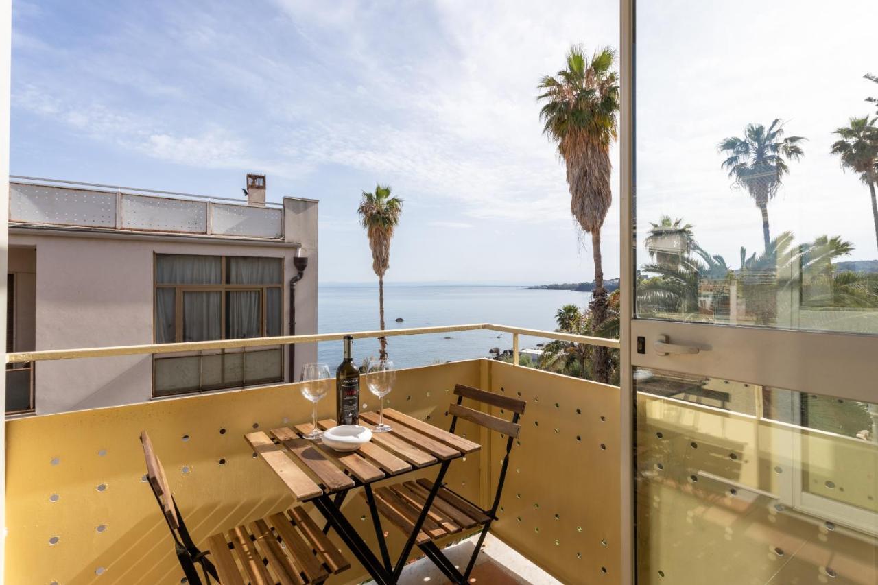 Aci Castello Seaview Apartment With Parking Extérieur photo