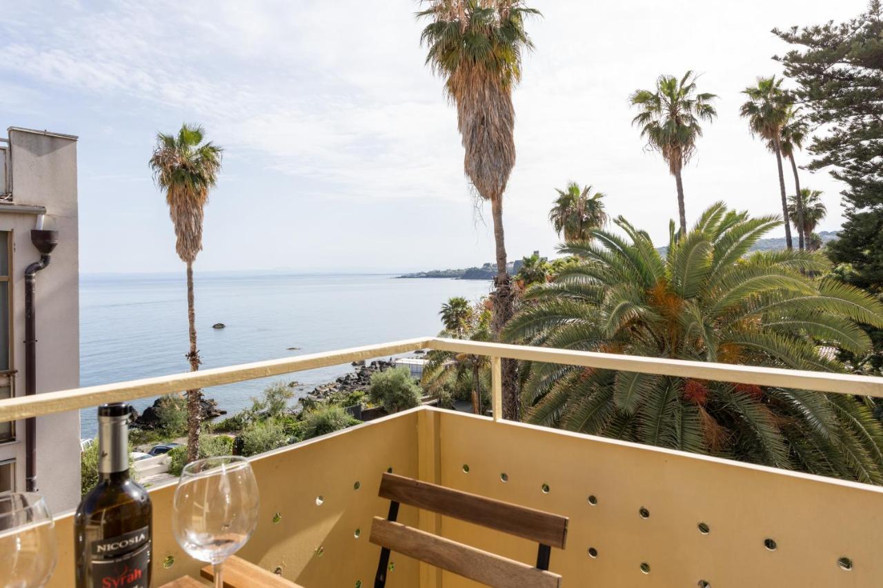 Aci Castello Seaview Apartment With Parking Extérieur photo
