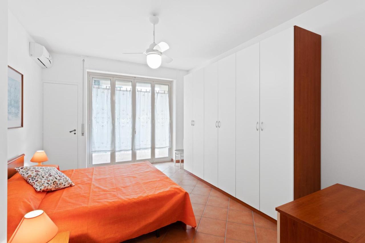 Aci Castello Seaview Apartment With Parking Extérieur photo