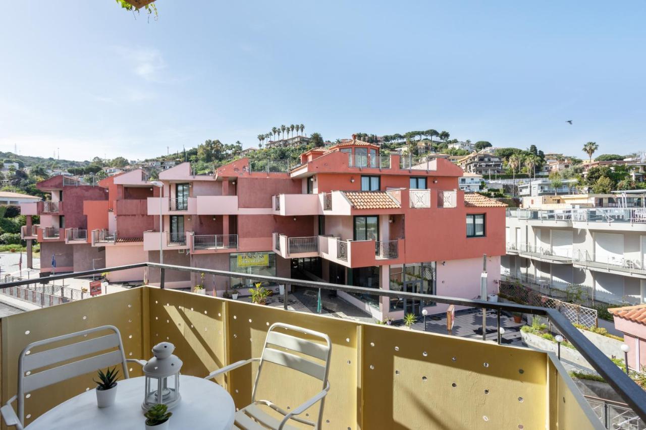 Aci Castello Seaview Apartment With Parking Extérieur photo