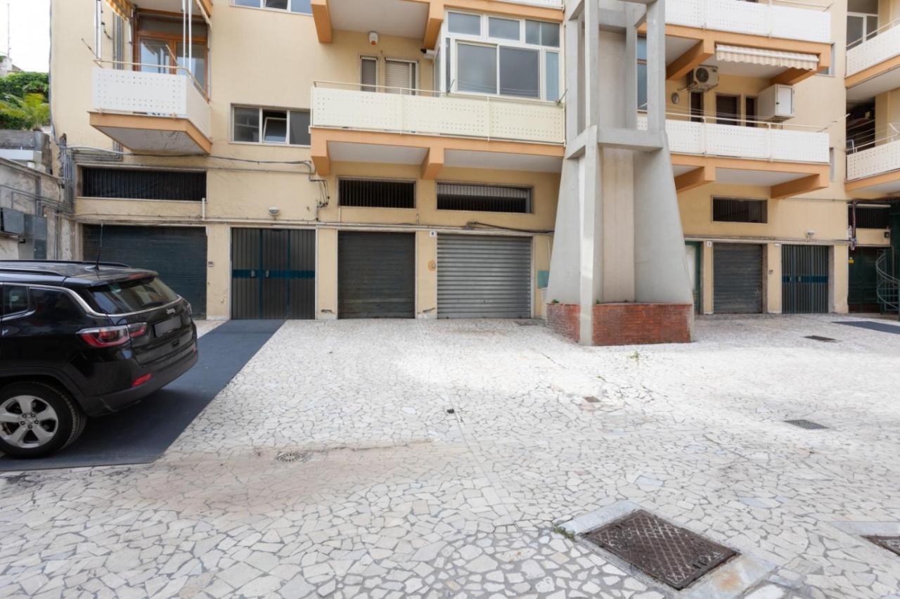 Aci Castello Seaview Apartment With Parking Extérieur photo